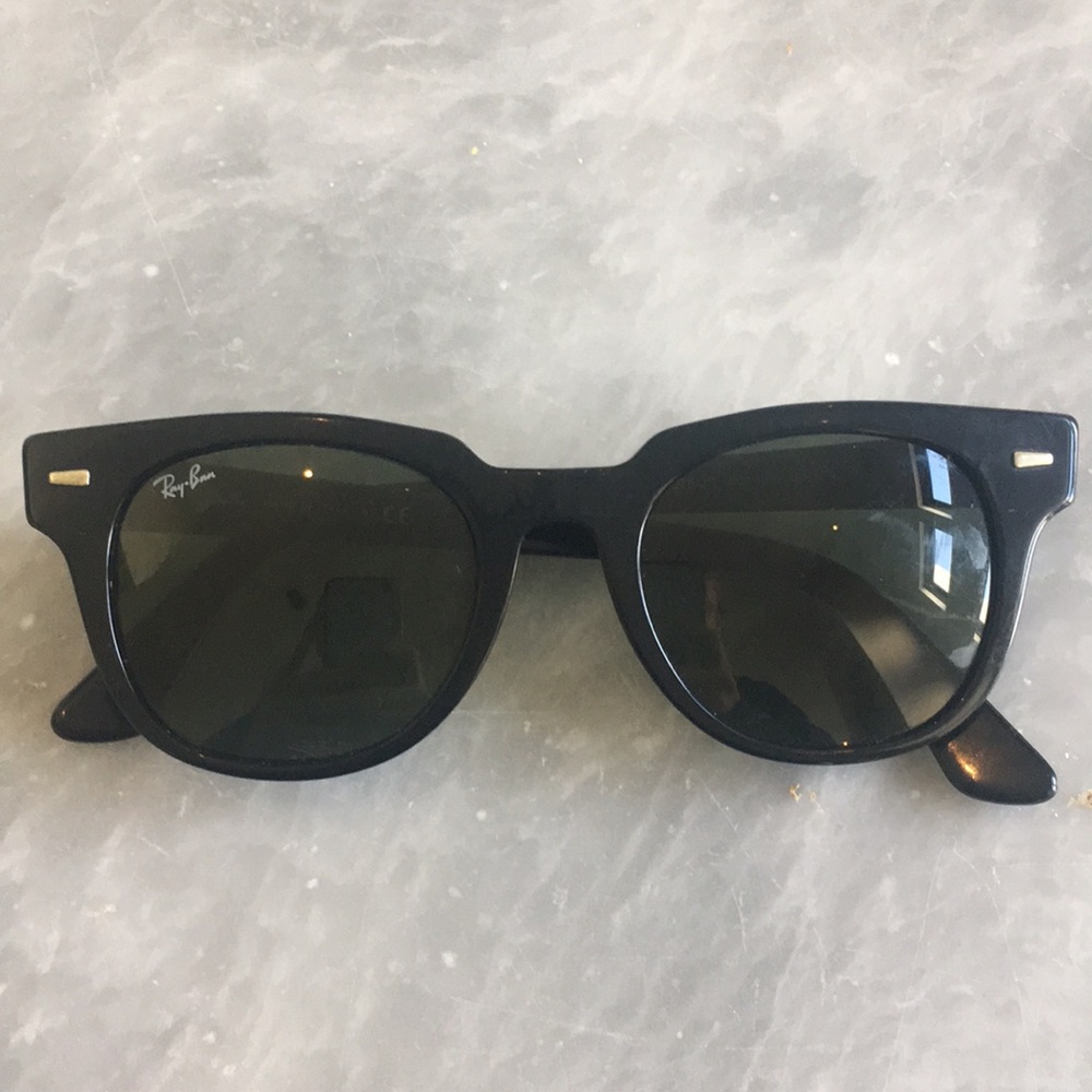 Men’s Rayban Sunglasses
